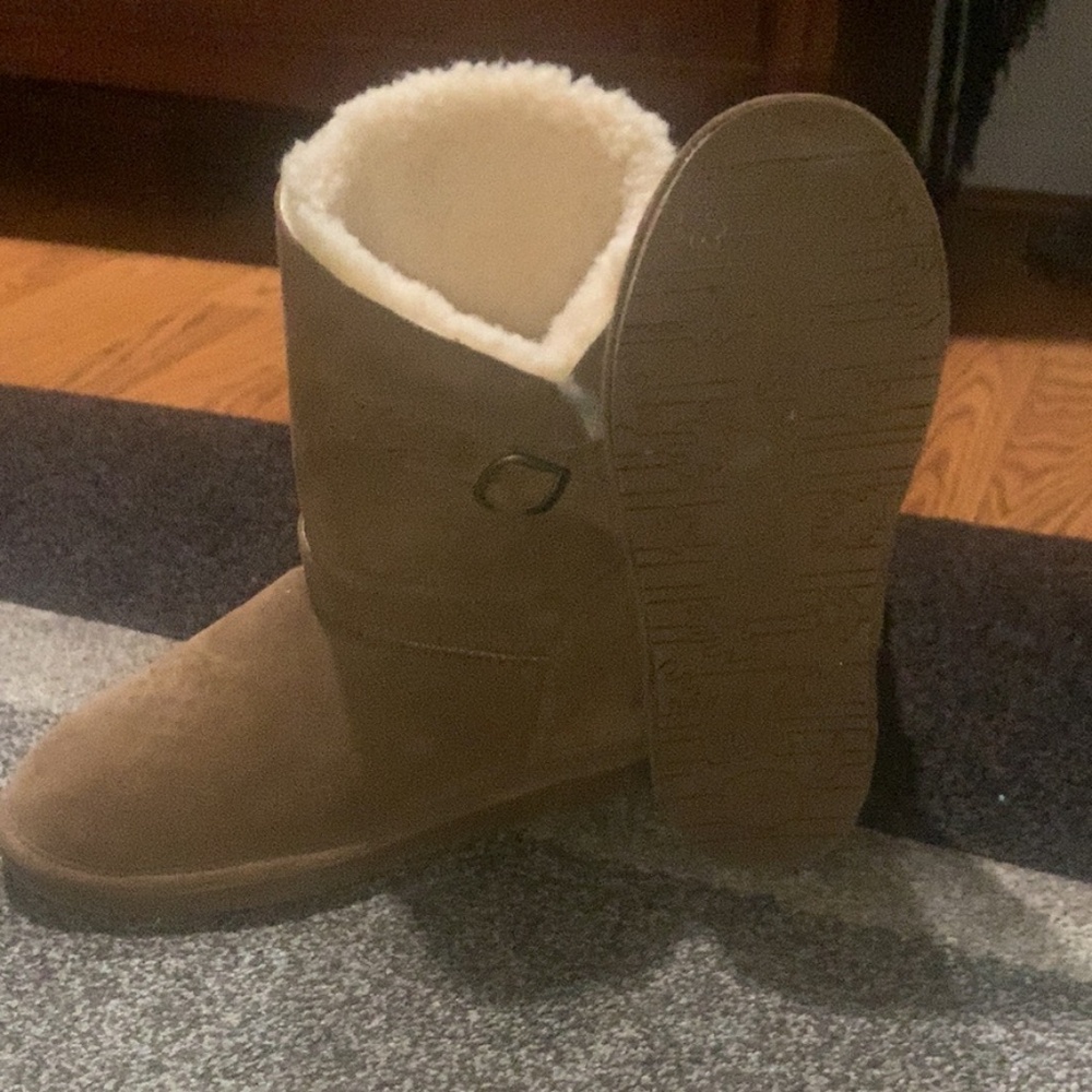 Barefoot boots